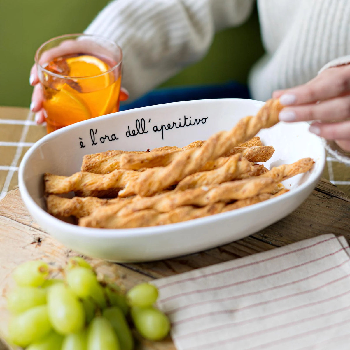Piatto ovale fondo E' l'ora dell'aperitivo