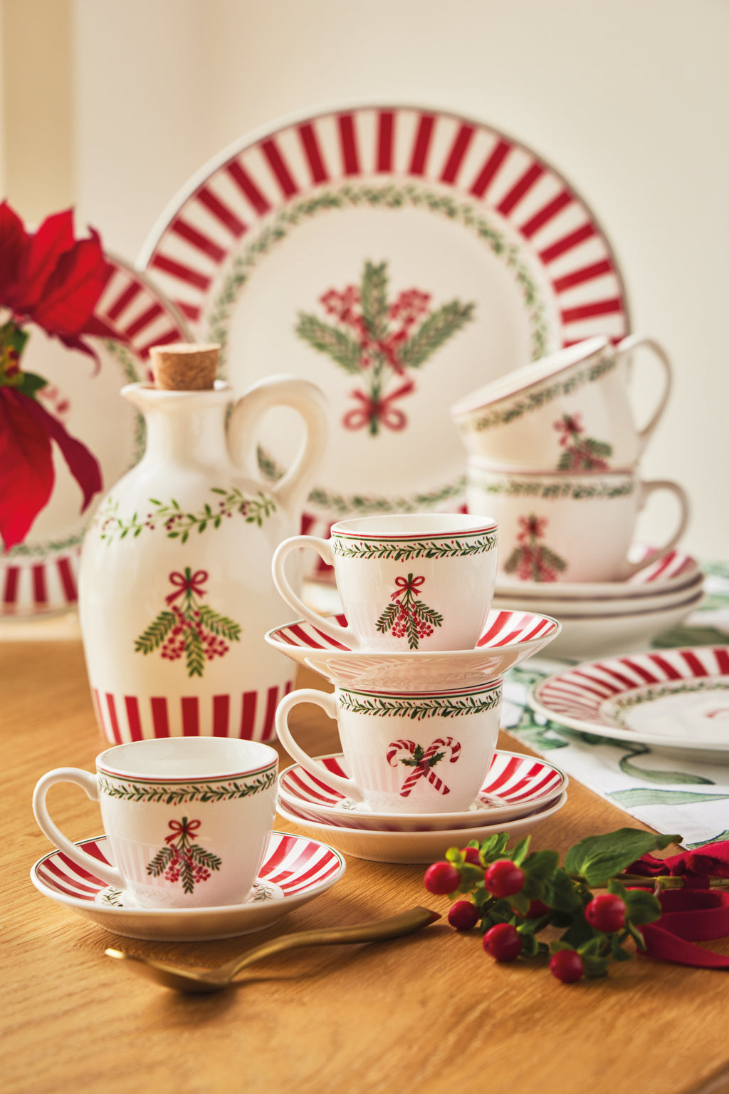 Set 6 tazzine da caffè con piattino