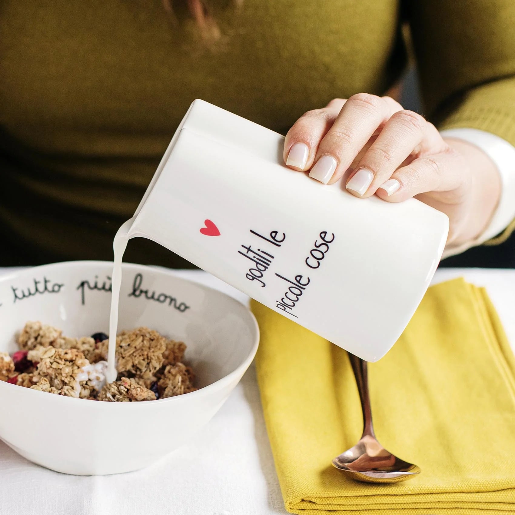 Lattiera in gres Goditi le piccole cose