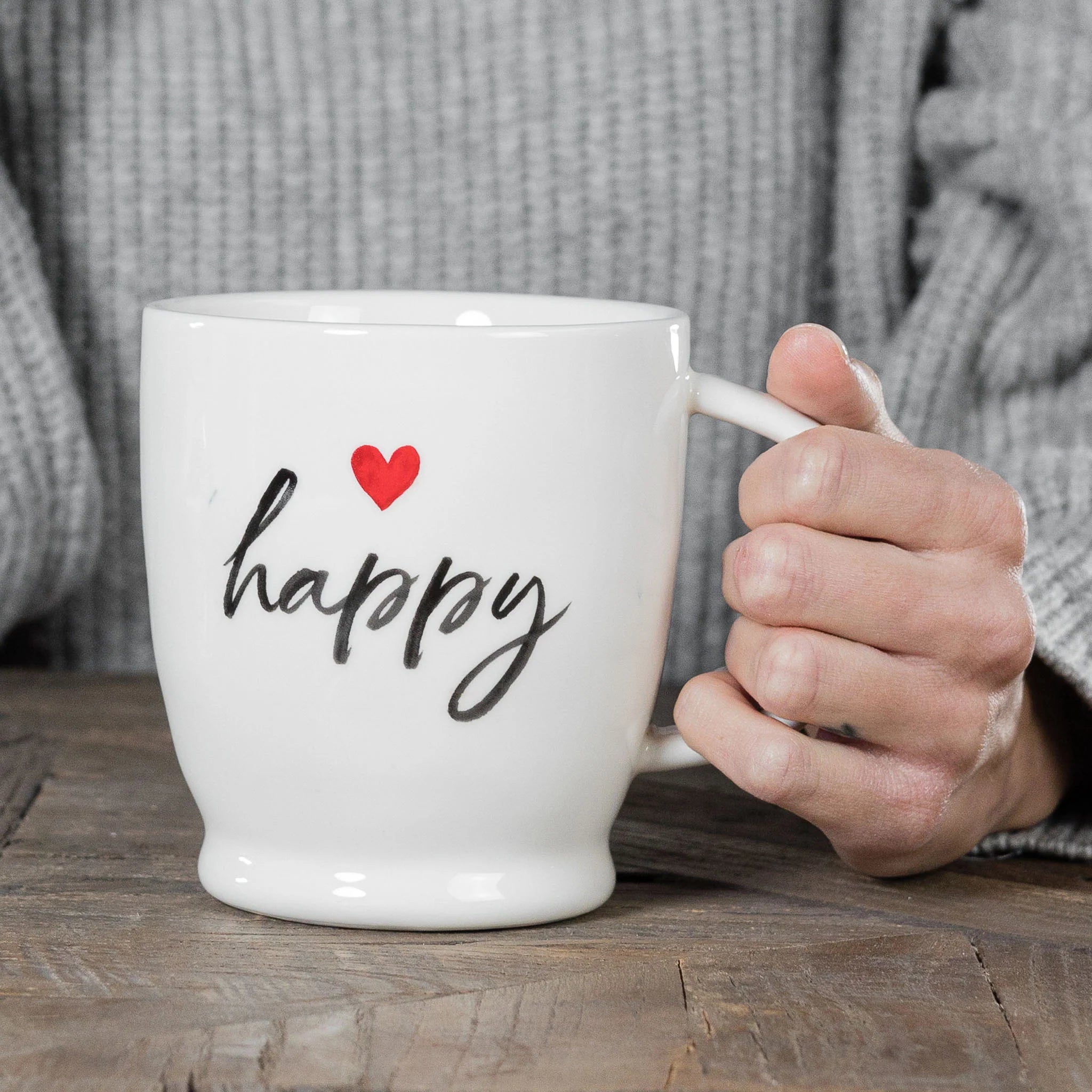 Mug bianca Happy con cuore