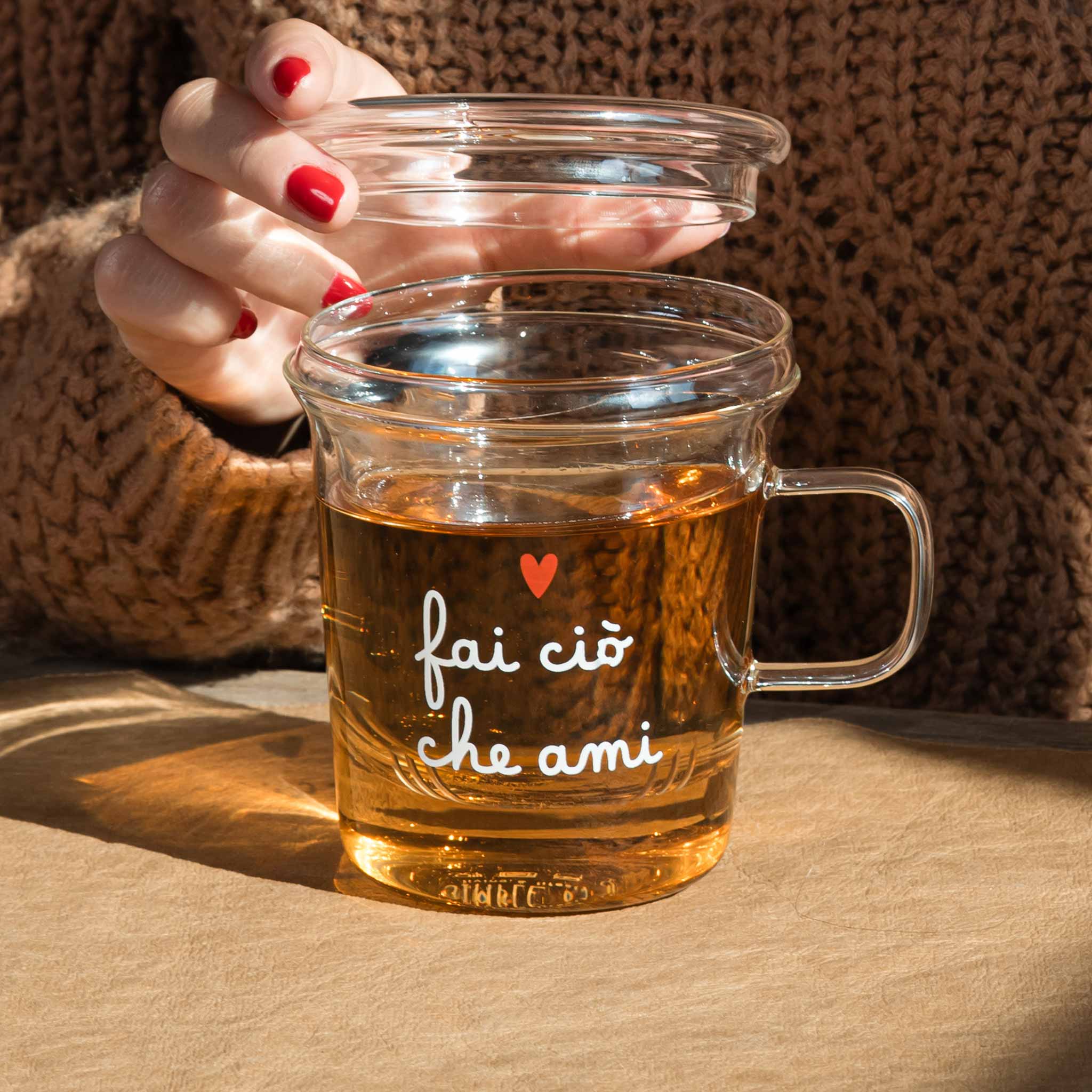 Mug con Infusore Fai ciò che ami